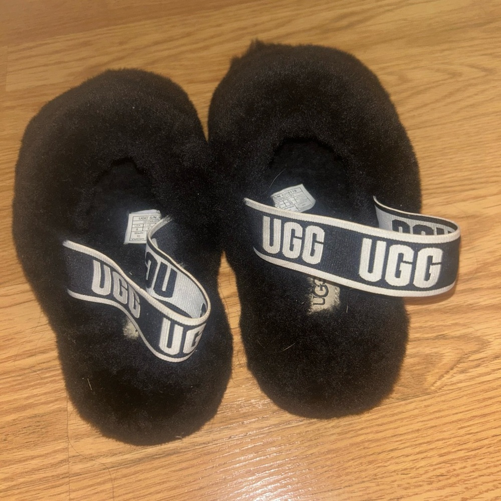 Ugg Fluff Slippers